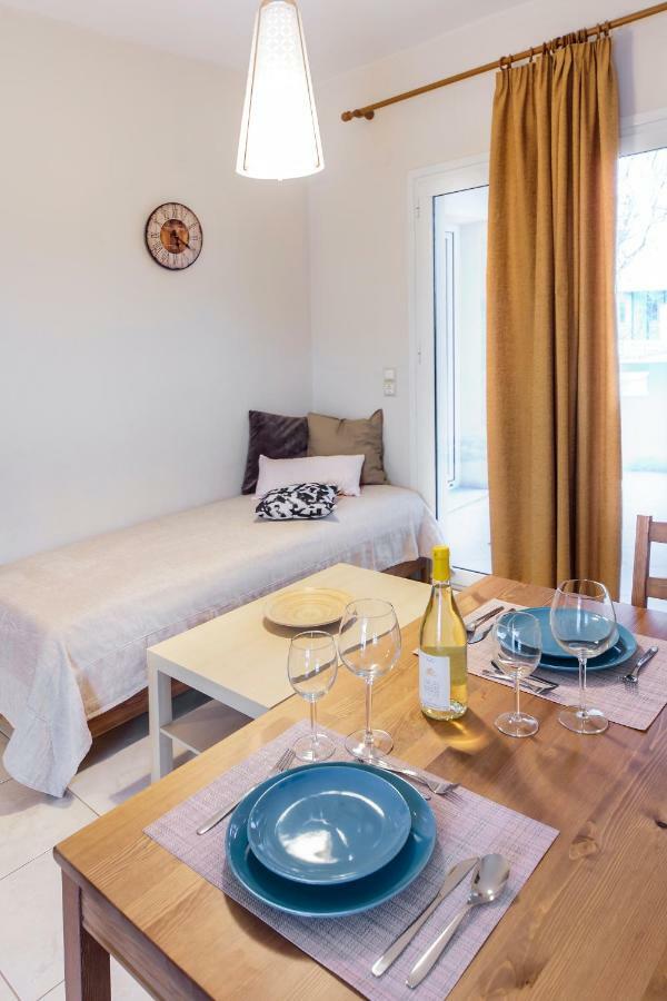 Omega Comfy Apartments Almyrida Almirida Exteriör bild